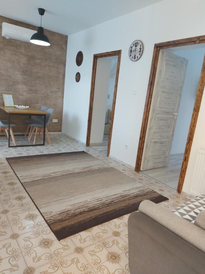 Central Lux Apartments Hajdúszoboszló المظهر الخارجي الصورة